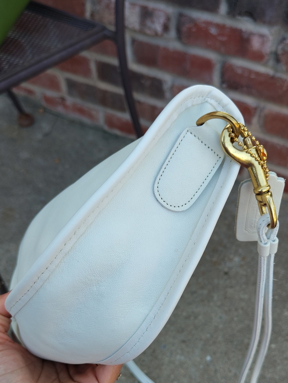 Vintage Coach Leather Swinger Crossbody Shoulder Bag Bone White Classic 80s USA - Picture 15 of 16